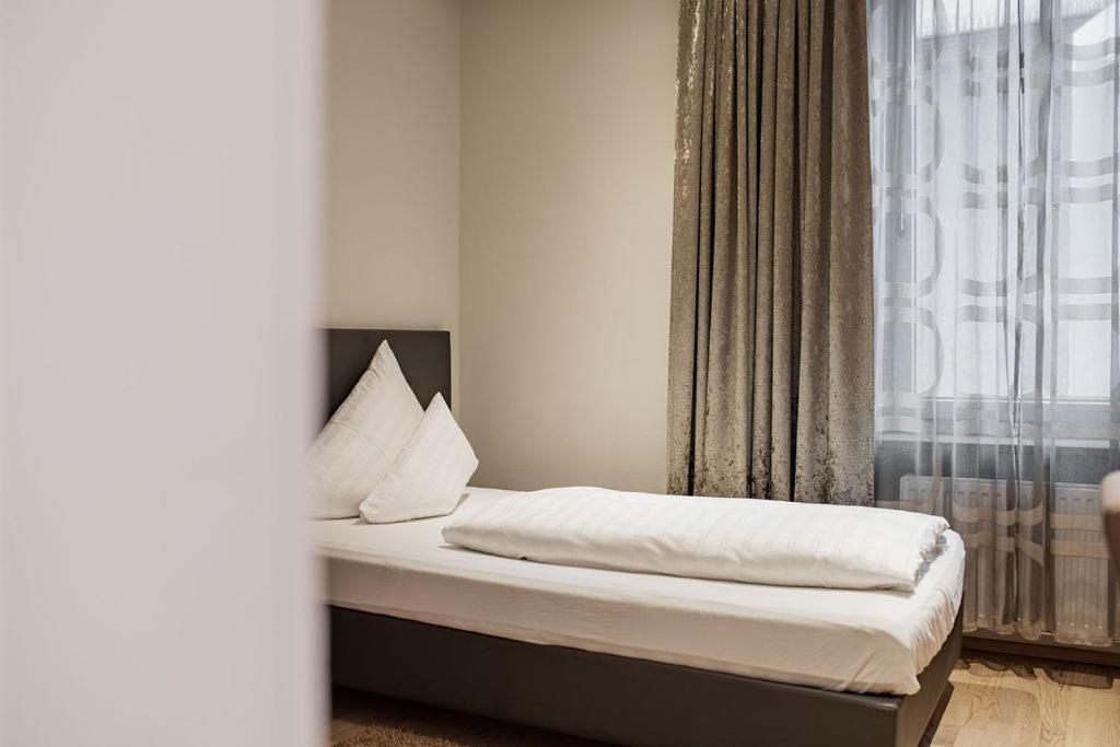 Stadthotel Goldenes Schiff Bad Ischl Buitenkant foto