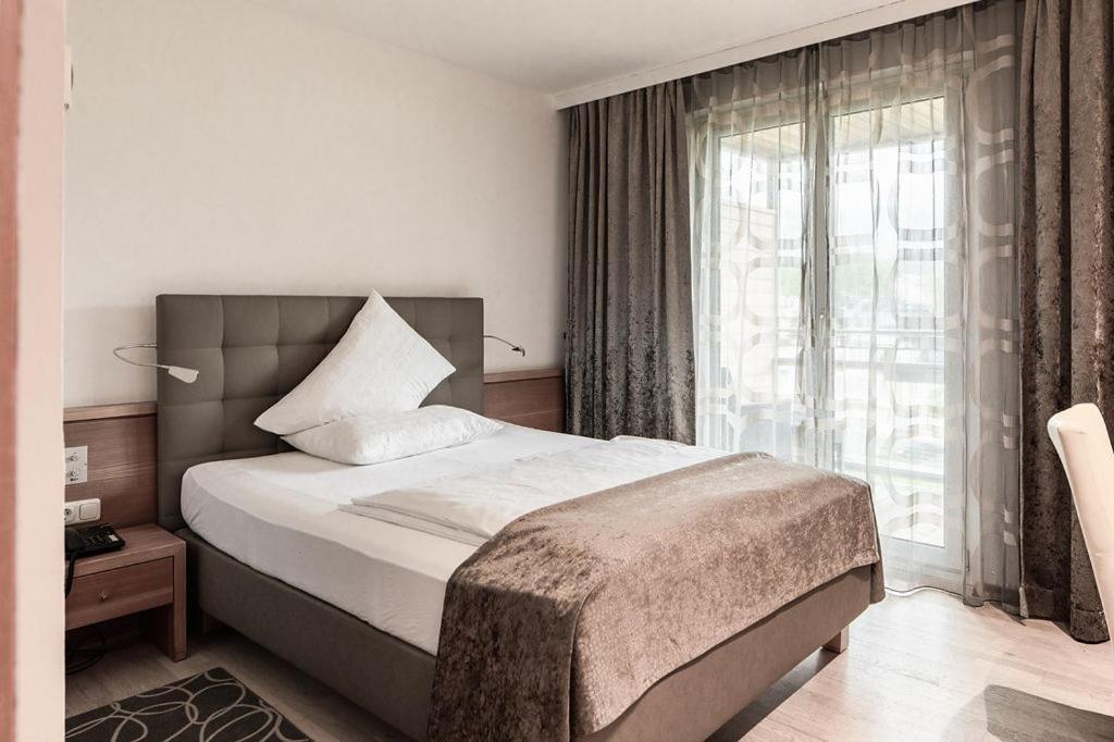 Stadthotel Goldenes Schiff Bad Ischl Buitenkant foto