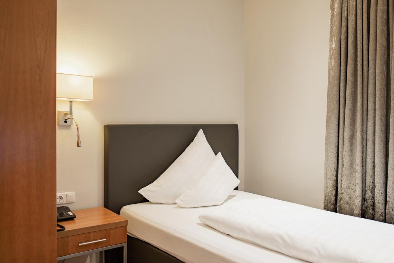 Stadthotel Goldenes Schiff Bad Ischl Buitenkant foto